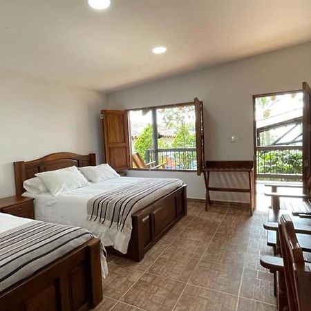Hotel Bosques Del Saman Alcala 킴바야 외부 사진