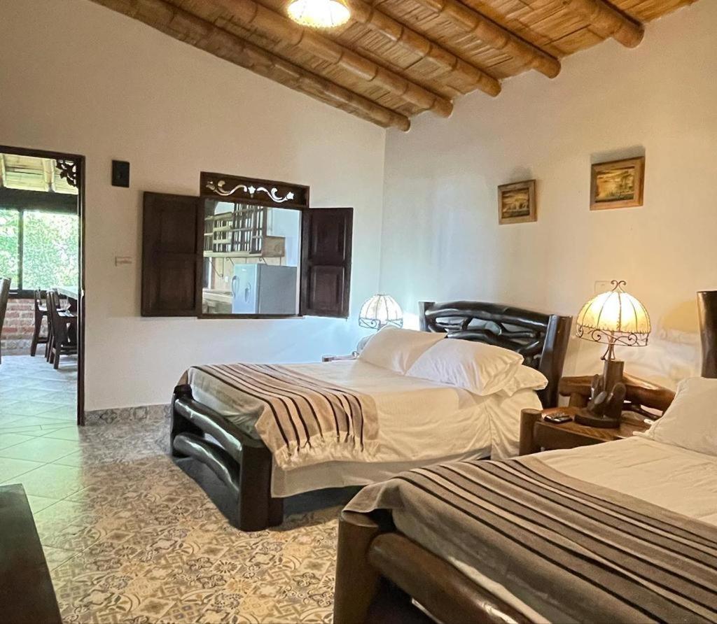 Hotel Bosques Del Saman Alcala 킴바야 외부 사진