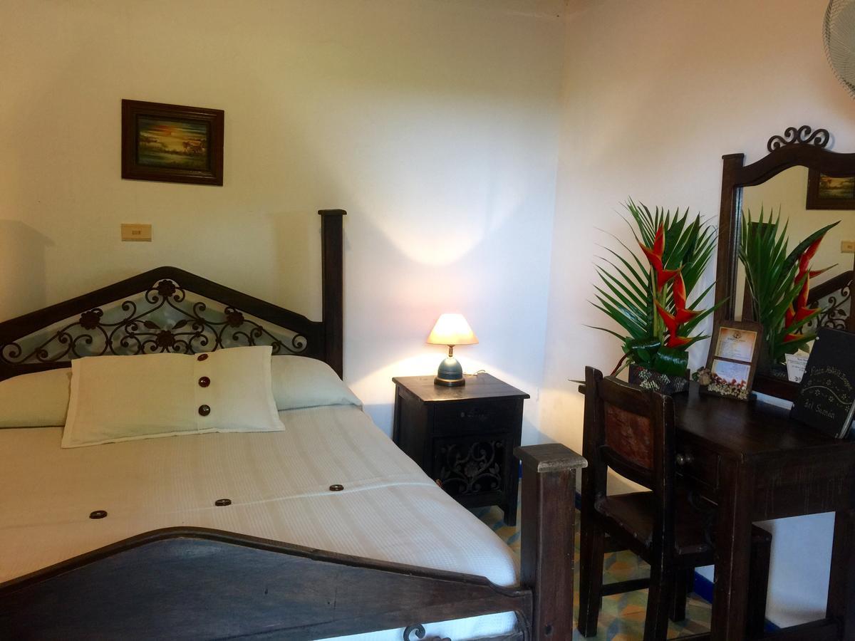Hotel Bosques Del Saman Alcala 킴바야 외부 사진